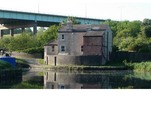 Dean Lock Cottage